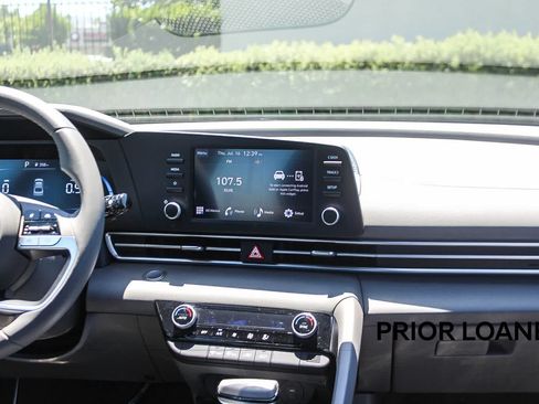 Certified 2026 Hyundai Elantra Sport FWD image 17