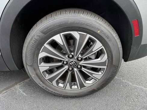 New 2025 Buick Envision Preferred image 29