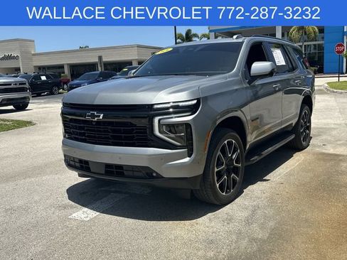 Used 2026 Chevrolet Tahoe RST w/ Comfort Package AWD/4WD image 3