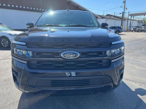 Used 2024 Ford Expedition Limited AWD/4WD image 20