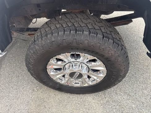 Used 2017 Ford F250 XL w/ Power Equipment Group AWD/4WD image 18