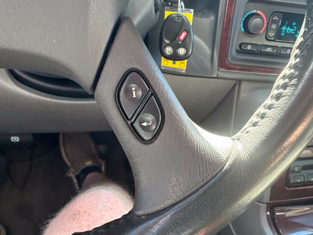 Used 2005 Cadillac Escalade 2WD image 22