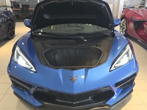 Used 2023 Chevrolet Corvette Stingray Convertible w/ Z51 Performance Package image 3