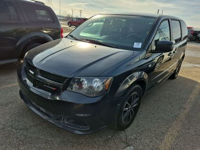 Used 2014 Dodge Grand Caravan SE
