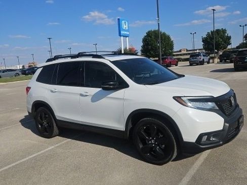 Used 2020 Honda Passport Elite image 2