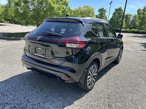 Used 2022 Nissan Kicks SV FWD image 7