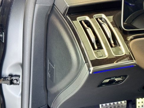 New 2026 Mercedes-Benz S 580 4MATIC Sedan image 10