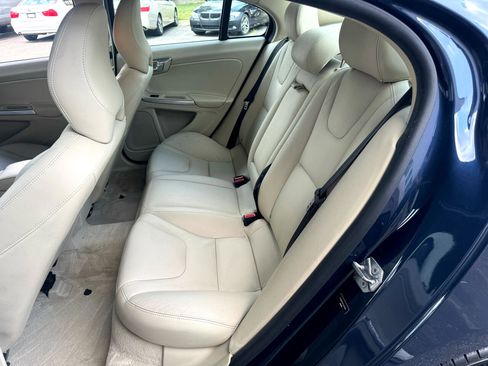 Used 2015 Volvo S60 T5 Premier image 16