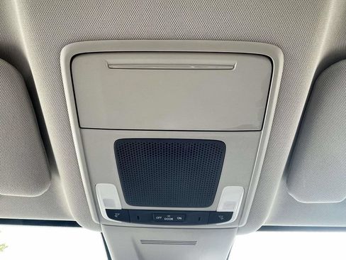 Used 2023 Honda CR-V LX image 29