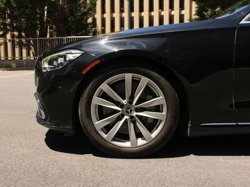 Used 2022 Mercedes-Benz S 500 4MATIC image 11