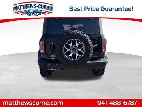 New 2025 Ford Bronco Badlands image 5