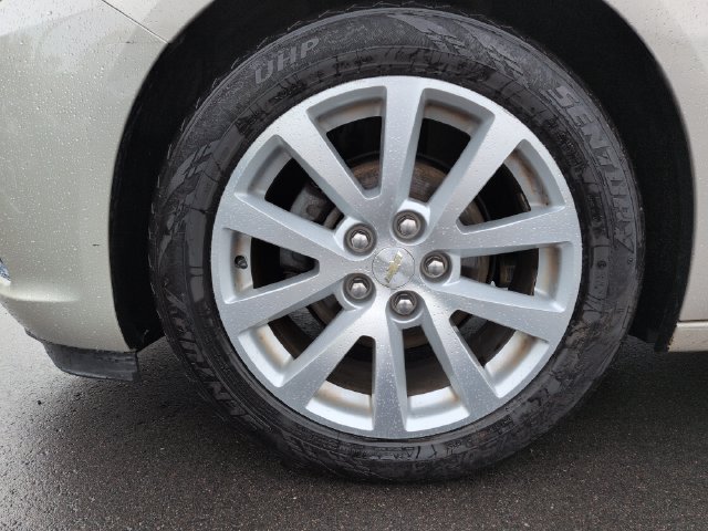 Used 2014 Chevrolet Malibu LTZ FWD image 10