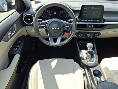Used 2023 Kia Forte LXS w/ LXS Technology Package FWD image 22