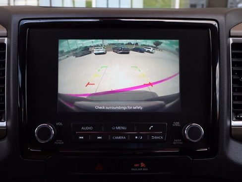 Used 2022 Nissan Frontier SV w/ Technology Package RWD image 27