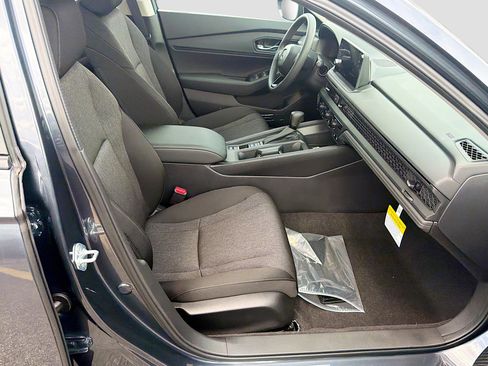 New 2026 Honda Accord SE image 24