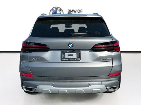 New 2026 BMW X5 sDrive40i w/ Premium Package image 5