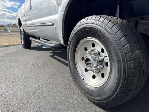 Used 1999 Ford F250 XLT image 7