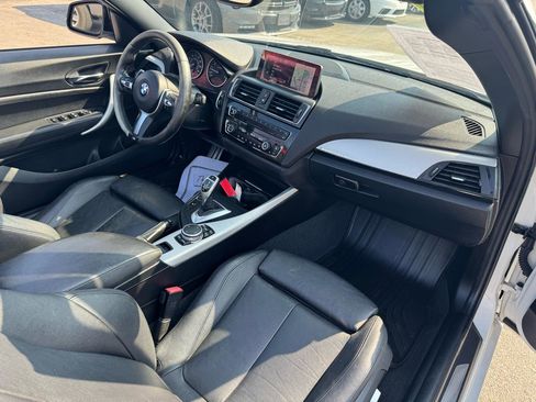 Used 2016 BMW M235i Convertible RWD image 18