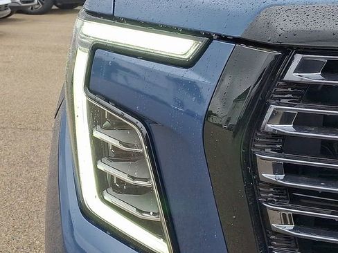 New 2026 GMC Yukon Denali Ultimate AWD/4WD image 10