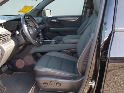 Used 2025 GMC Acadia AT4 w/ Super Cruise Package AWD/4WD image 7
