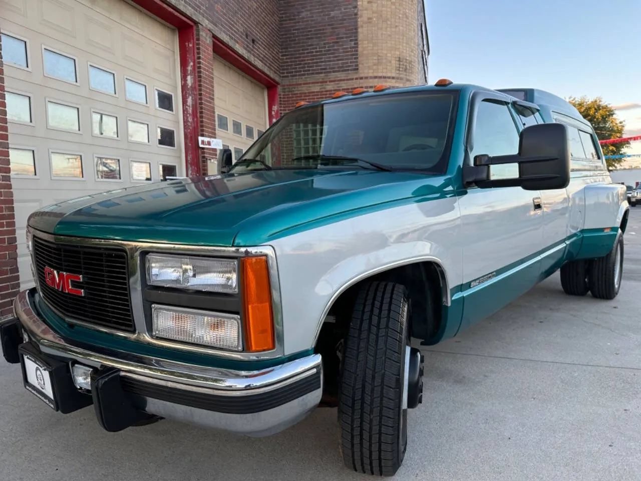 Used 1993 GMC Sierra 3500 2WD Extended Cab image 4