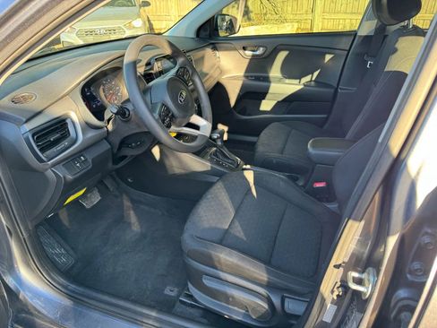 Used 2020 Kia Rio S FWD image 16
