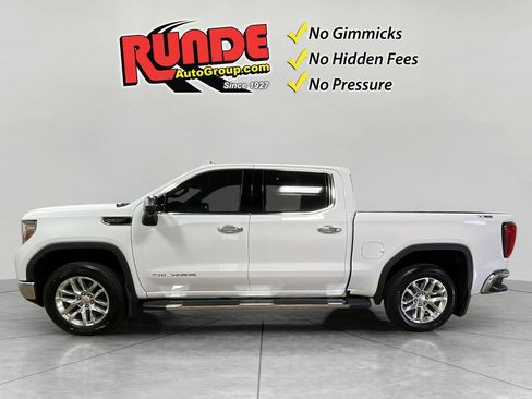 Used 2020 GMC Sierra 1500 SLT w/ SLT Premium Plus Package AWD/4WD image 3