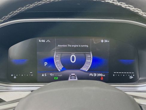 New 2026 Volkswagen Taos SE image 12