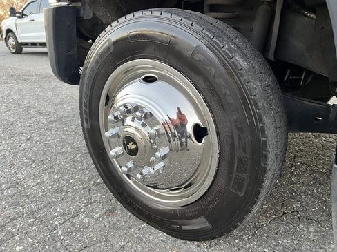 Used 2013 Ford F450 XL w/ Snow Plow Prep Pkg image 51