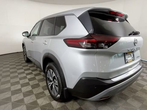 Used 2023 Nissan Rogue SV AWD/4WD image 7