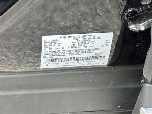 Used 2023 Ford Explorer XLT w/ Equipment Group 202A AWD/4WD image 14