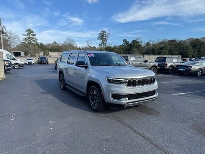 Used 2024 Jeep Wagoneer L Series III w/ Flexible Seating Group