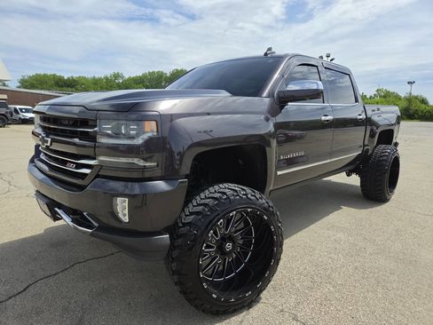 Used 2016 Chevrolet Silverado 1500 LTZ Z71 AWD/4WD image 2