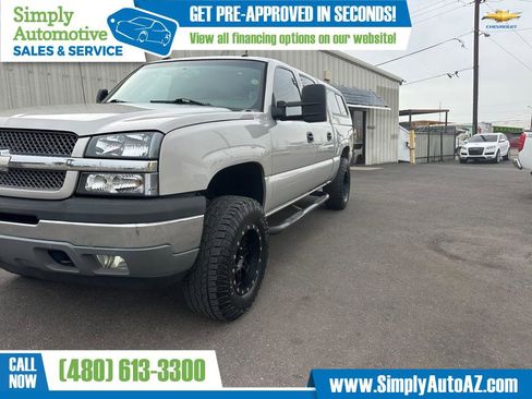 Used 2005 Chevrolet Silverado 1500 LT w/ Light Duty Power Package AWD/4WD image 3