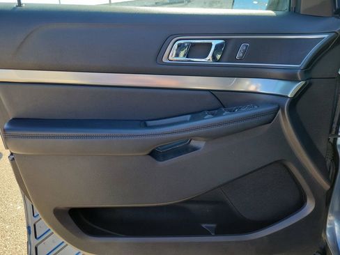 Used 2019 Ford Explorer XLT w/ Equipment Group 201A image 18