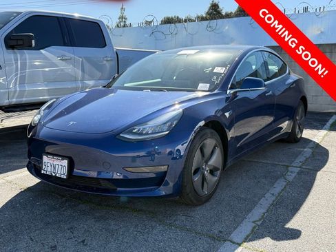 Used 2019 Tesla Model 3 Standard Range Plus image 3