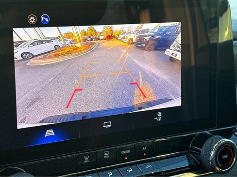 Used 2026 Chevrolet Colorado W/T w/ Advanced Trailering Package image 32