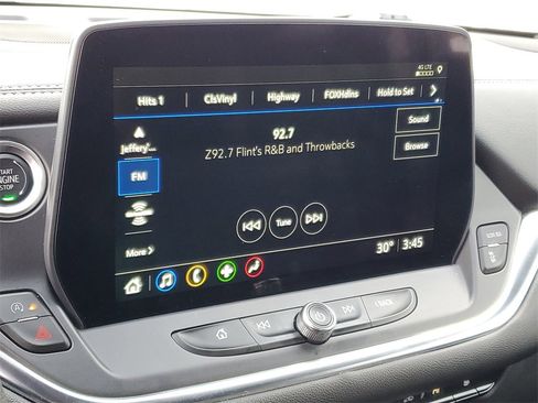 Used 2025 Chevrolet Blazer LT image 18