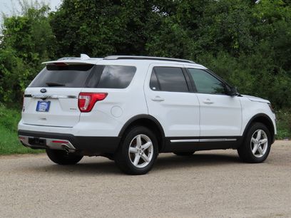 Used 2017 Ford Explorer XLT w/ Equipment Group 202A