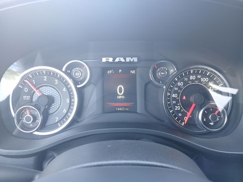 Used 2025 RAM 1500 Big Horn AWD/4WD image 18