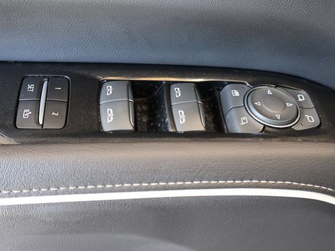 Used 2021 Cadillac Escalade Sport w/ LPO, ONYX Package AWD/4WD image 10