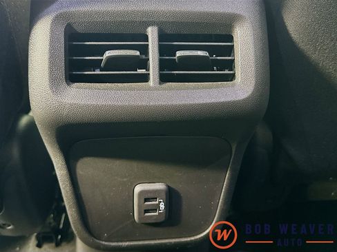 Used 2024 Chevrolet Equinox LT AWD/4WD image 32