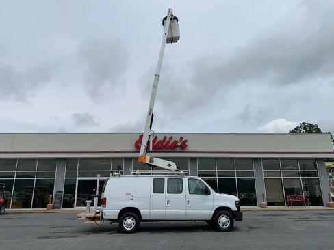 Used 2013 Ford E-350 and Econoline 350 Super Duty image 44