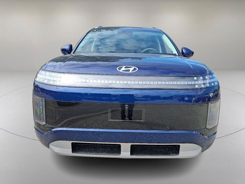 New 2026 Hyundai Ioniq 9 SEL image 2