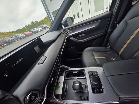 New 2025 MAZDA CX-90 3.3 Turbo w/ Premium Plus Pkg image 14