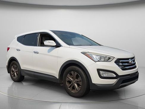 Used 2013 Hyundai Santa Fe Sport w/ Technology Pkg FWD image 5