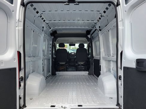 New 2026 RAM ProMaster 2500 FWD image 16