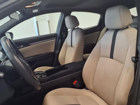Used 2020 Honda Civic EX image 11