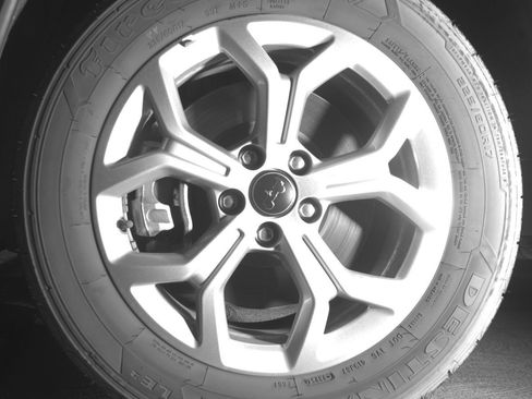 Used 2025 Jeep Compass Latitude image 12