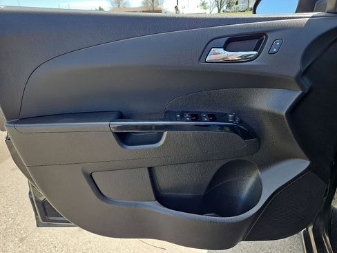 Used 2015 Chevrolet Sonic RS w/ Advanced Safety Package image 10